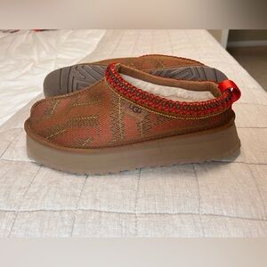 Ugg Platform Tasman Slippers